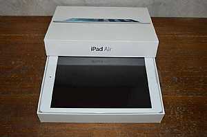  : Apple iPad Air 9.7 Retina Display 32GB White MD789LL -   