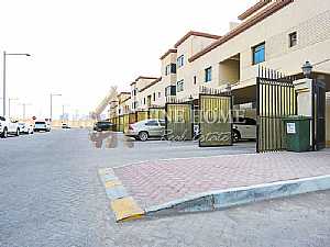 Ad Photo: انتقل الان شقة غرفتين نوم ماستر مع كافة الخدمات في المقطع - in Abu Dhabi United Arab Emirates