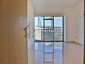 صورة الاعلان: شقة واسعة غرفة ماستر مع بلكونة بإطلالة رائعة في الروضة - في أبو ظبي الإمارات