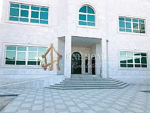 صورة الاعلان: فيلا أول ساكن 9غرف نوم ماستر مع حوش كبير في مدينة الرياض - في أبو ظبي الإمارات