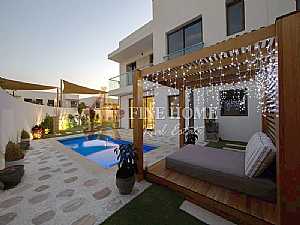 صورة الاعلان: فيلا مميزة 4 غرف نوم مع 3 بلكونات وحمام سباحة في جزيرة ياس - في أبو ظبي الإمارات